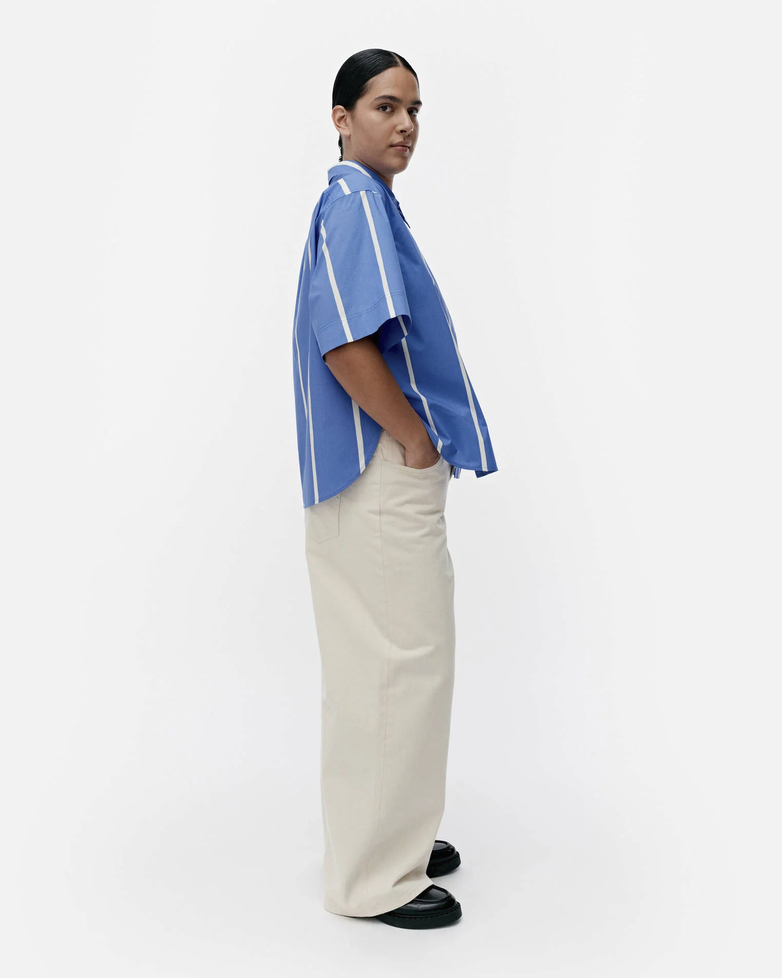Sinertävä Puhveli blouse - Image 6