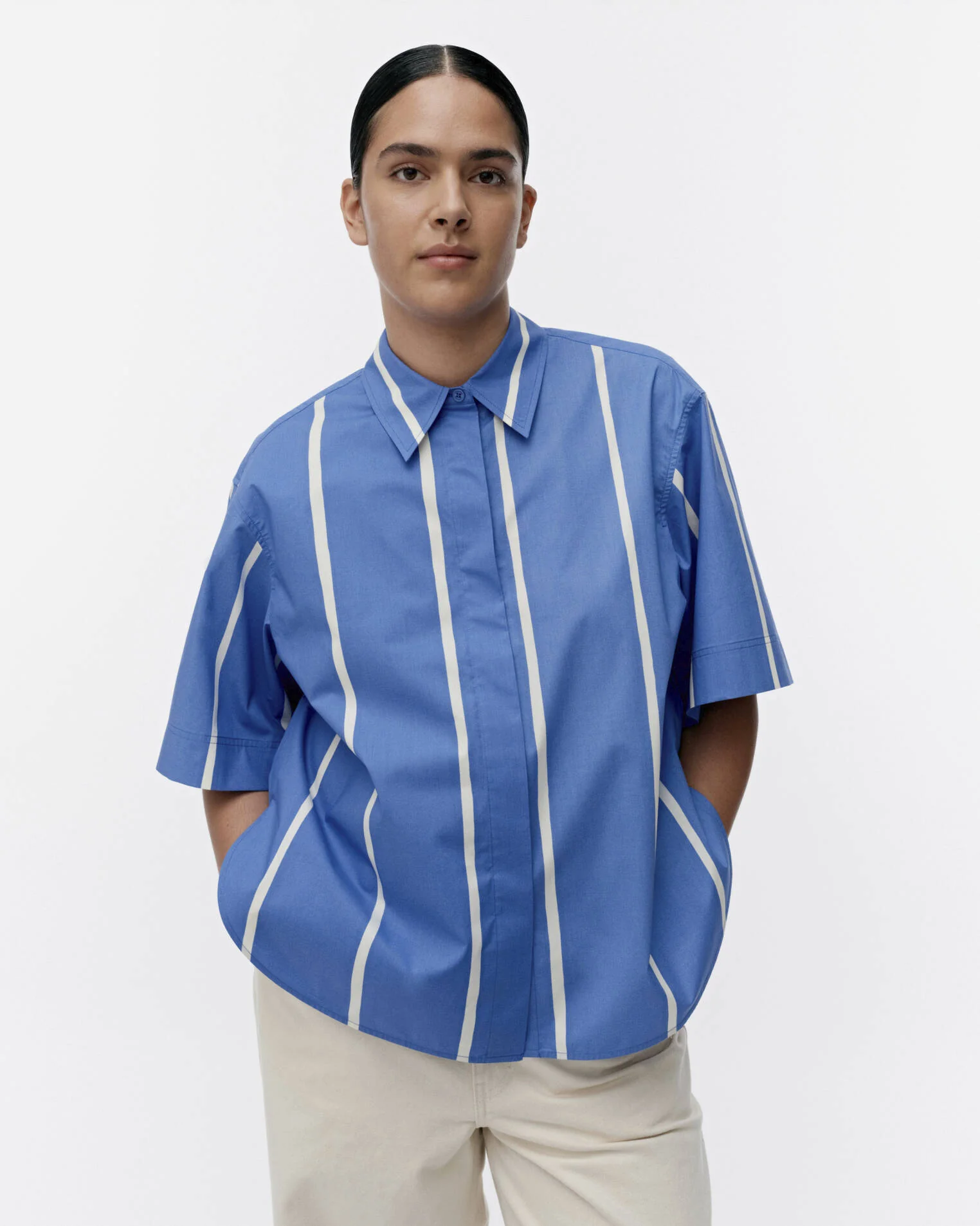 Sinertävä Puhveli blouse - Image 7