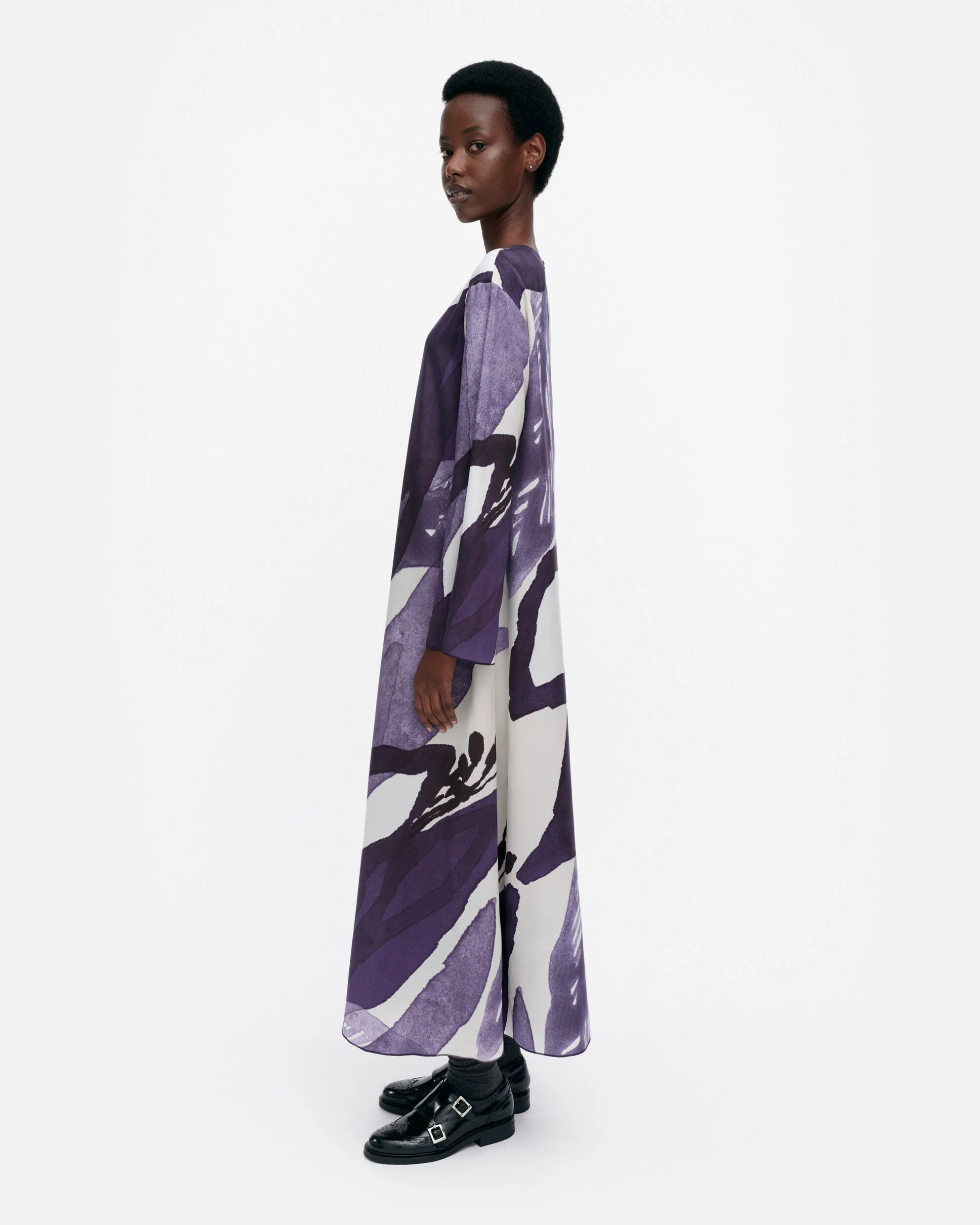 Fluidi Kylmänkukka dress - Image 3
