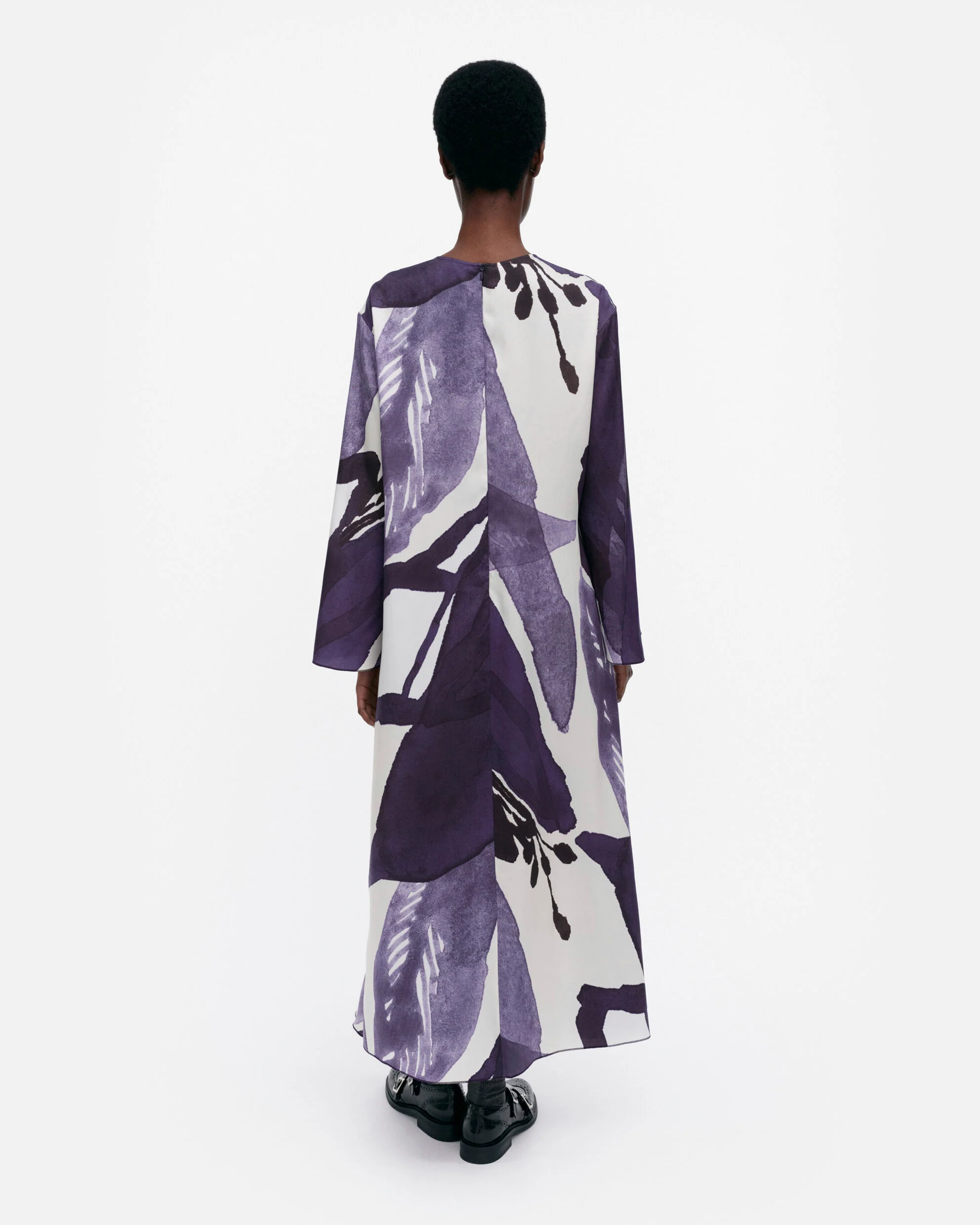 Fluidi Kylmänkukka dress - Image 4