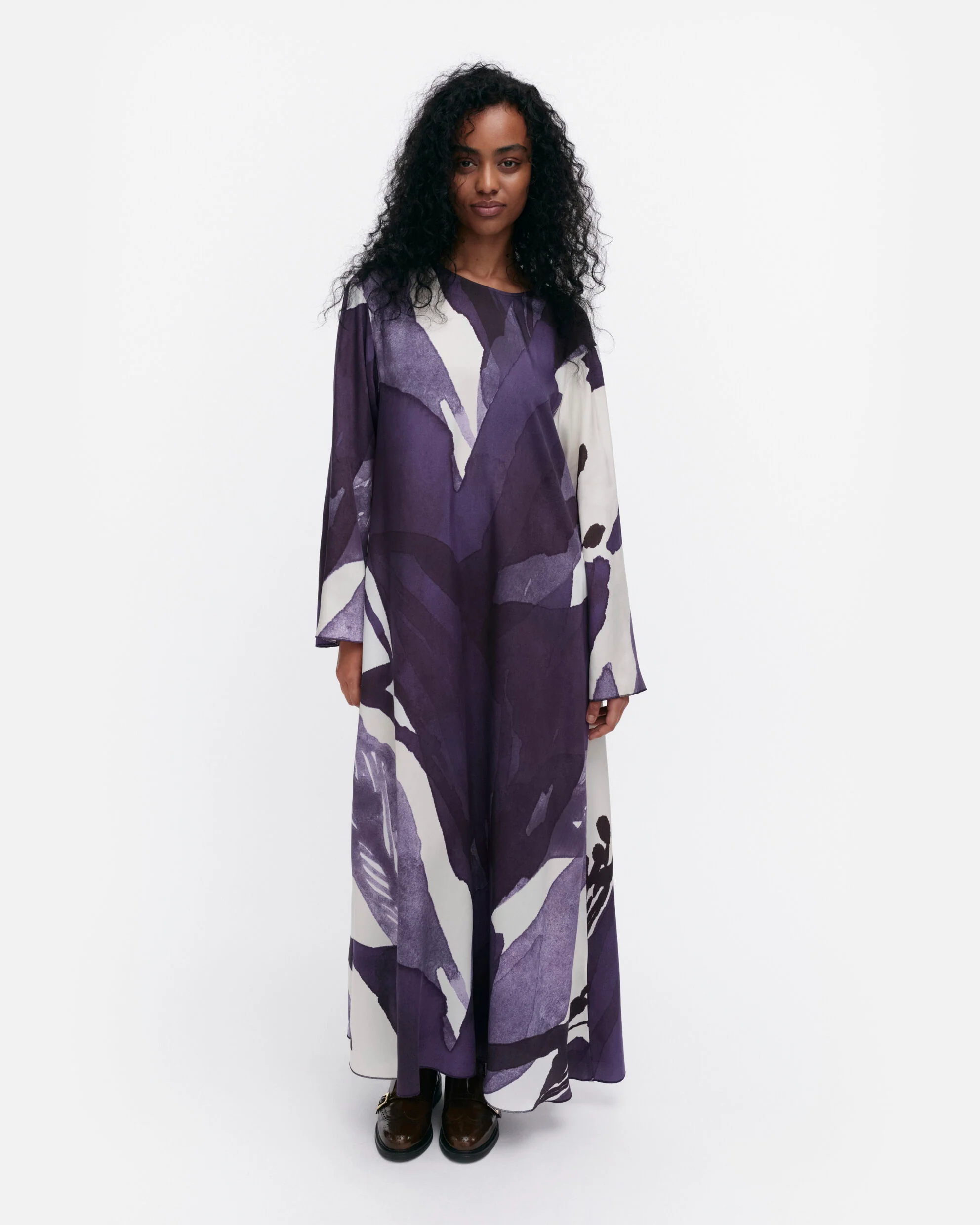 Fluidi Kylmänkukka dress - Image 8