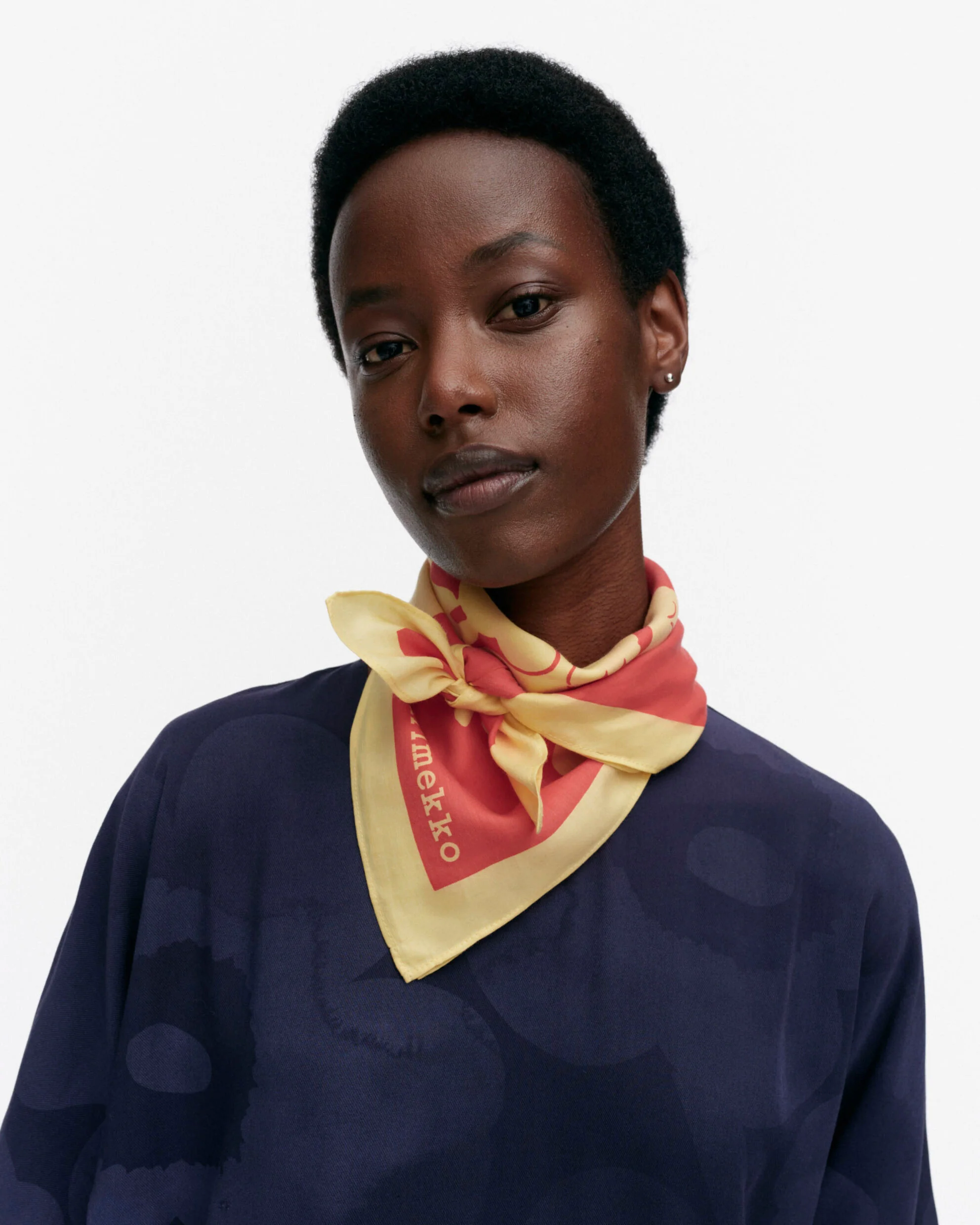 Keskiö Pioni scarf - Image 3