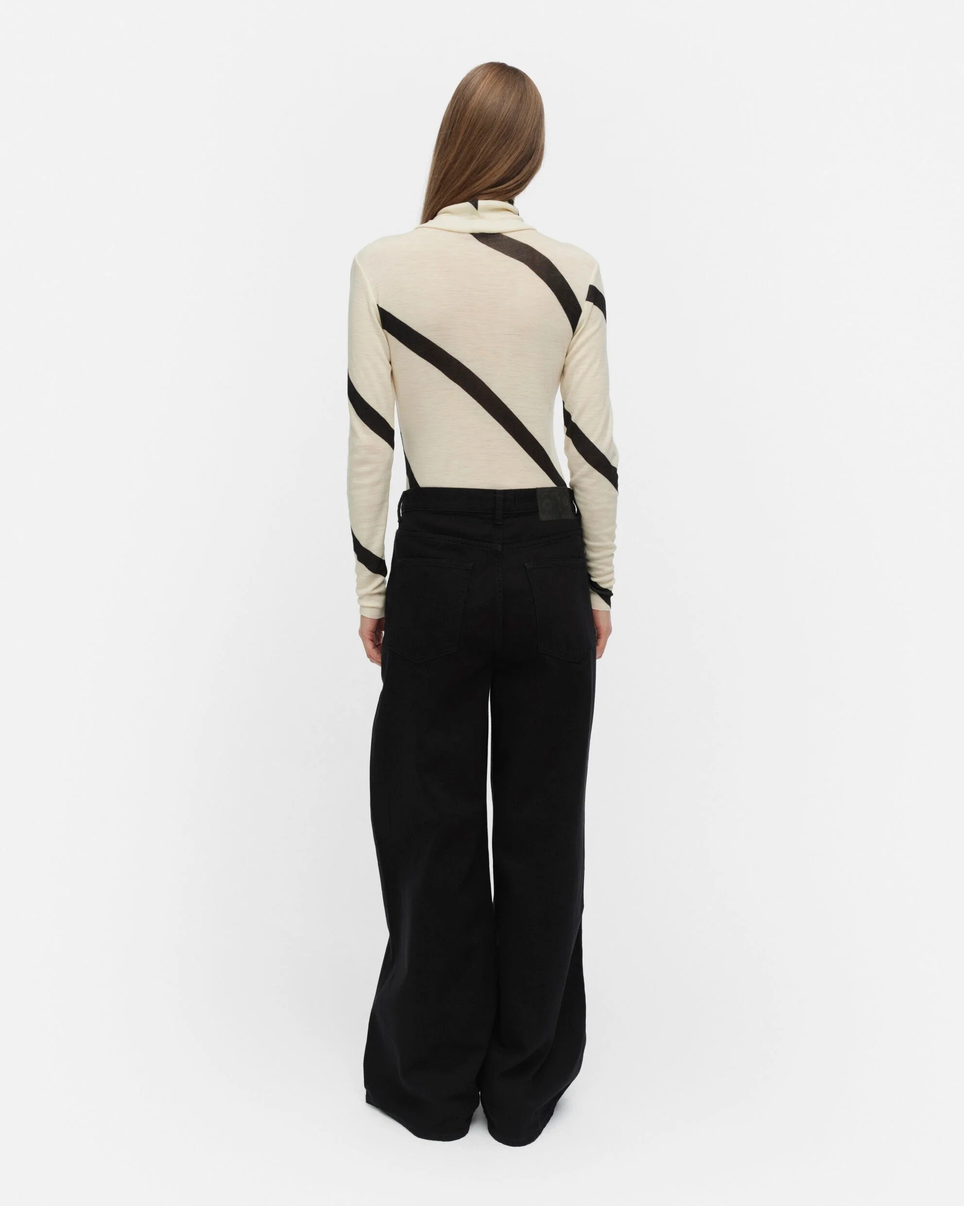 Vilina Basso Wool turtleneck shirt - Image 4