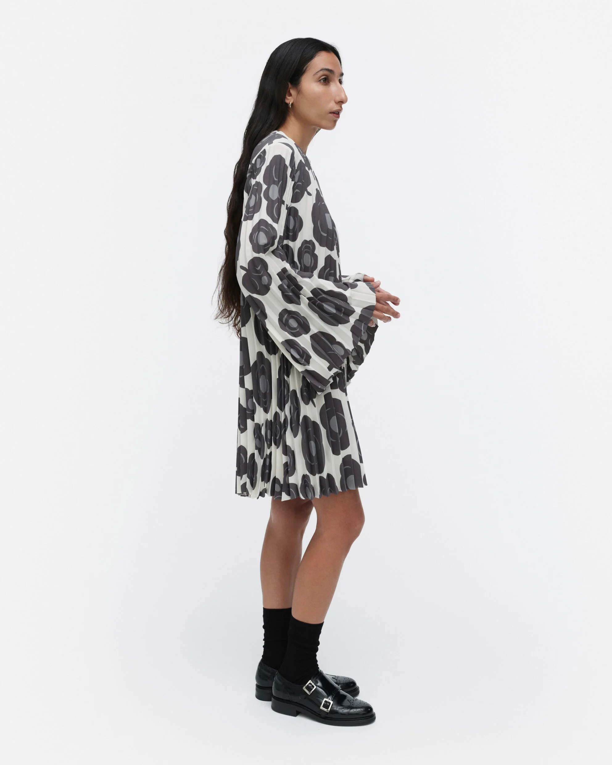 Frosti Tumma Dress - Image 3