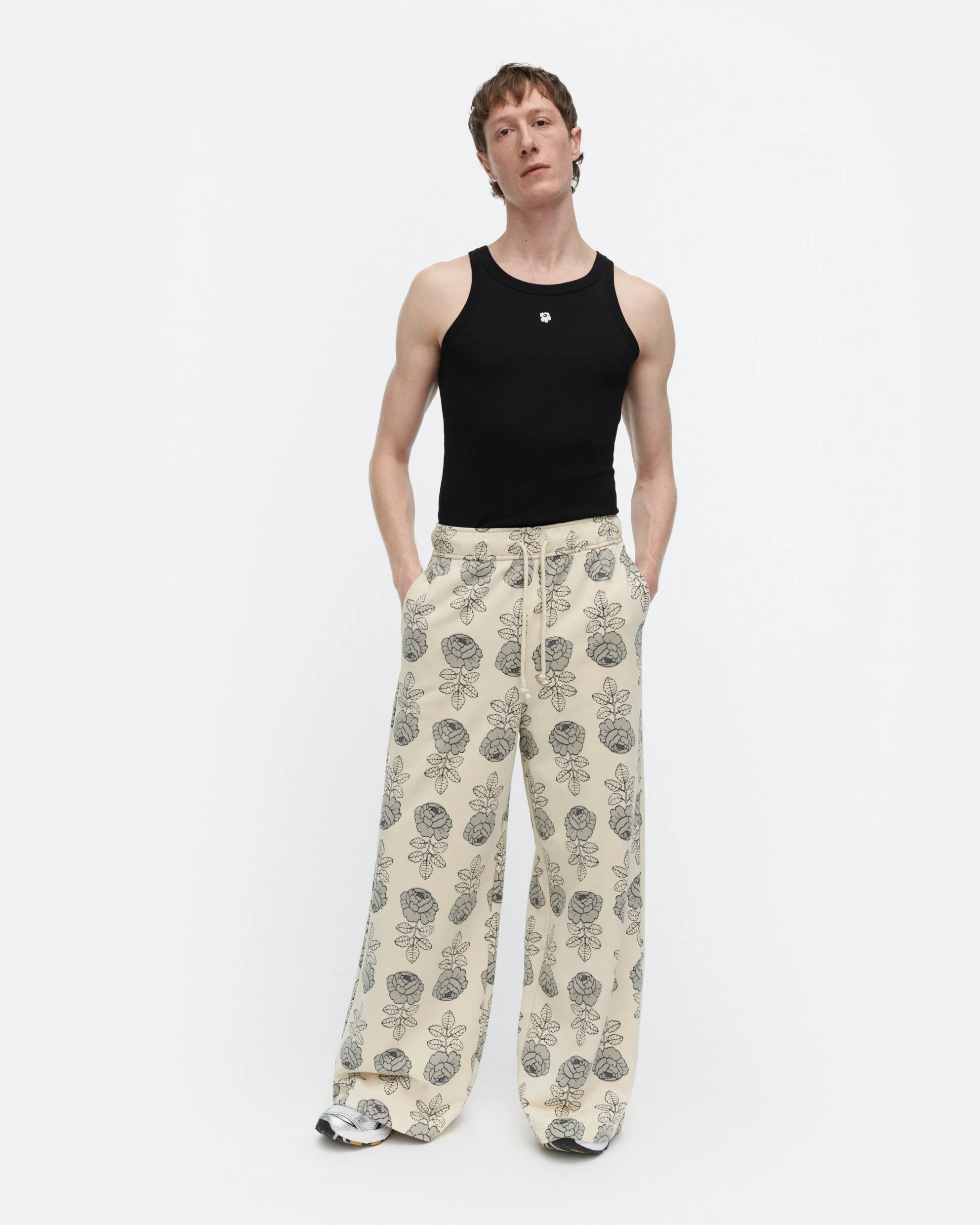 Puuska Vihkiruusu Kioski sweatpants - Image 5
