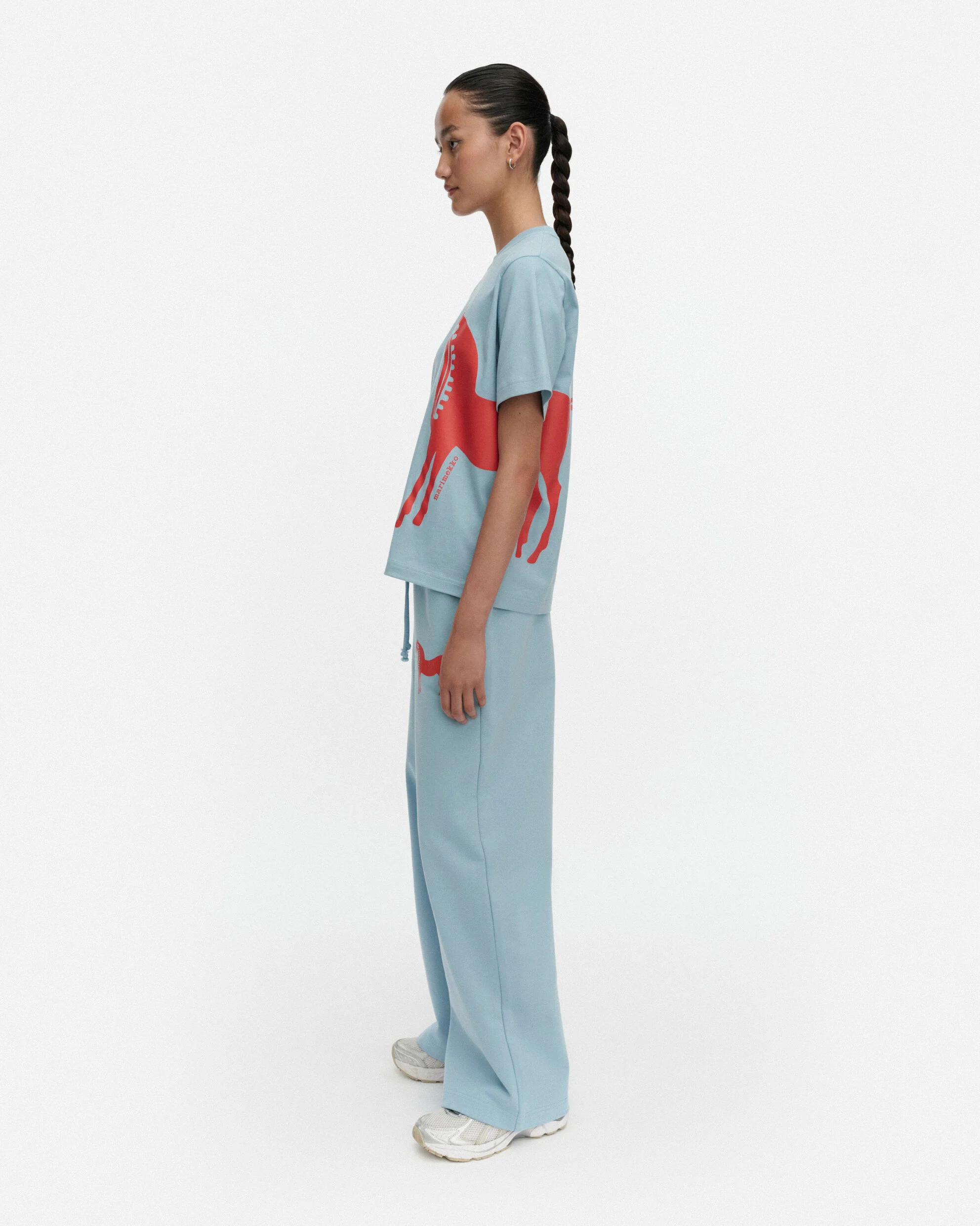 Else Musta Tamma Placement Kioski t-shirt - Image 3