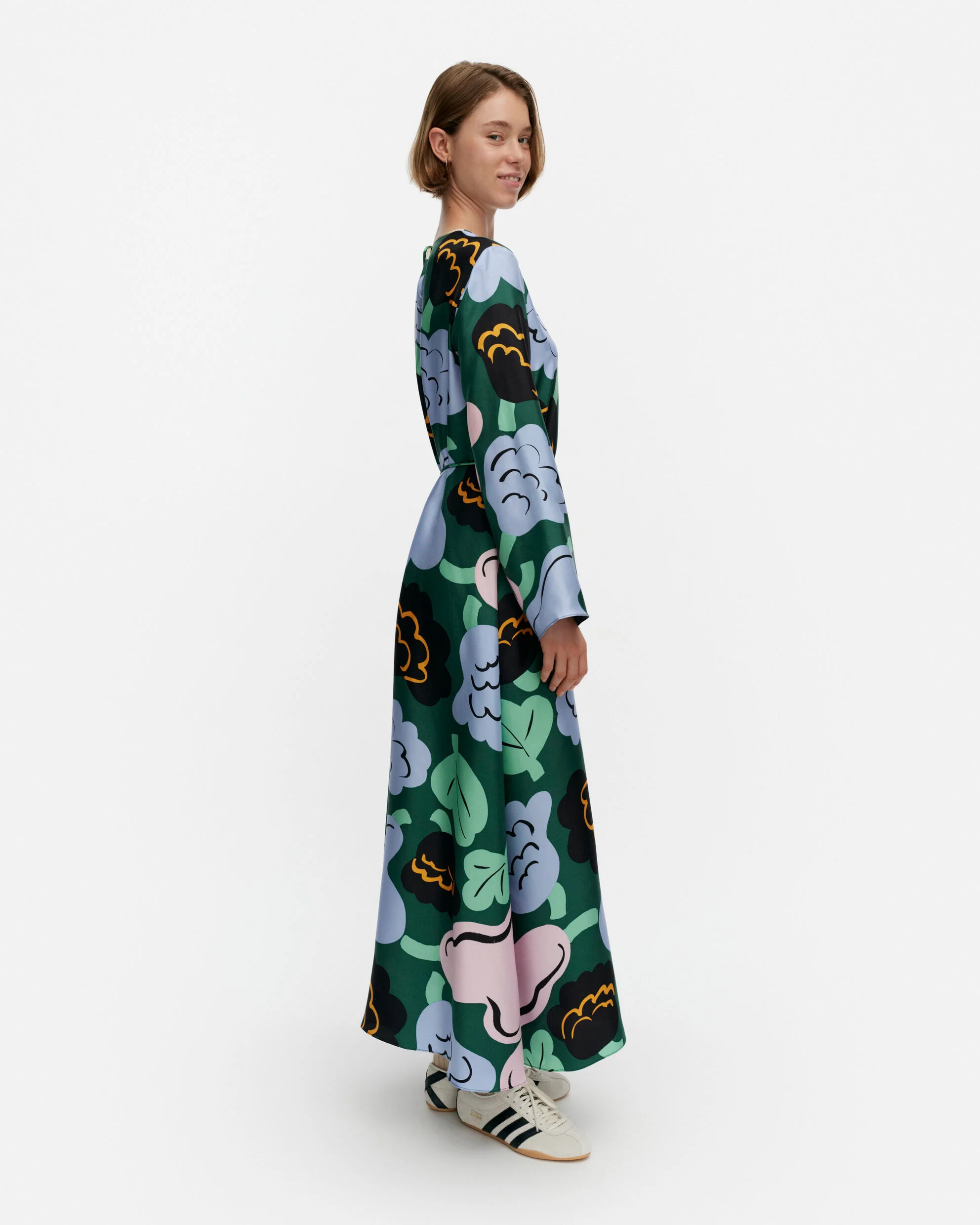 Kaunista Kukasta Kukkaan Silk dress - Image 4