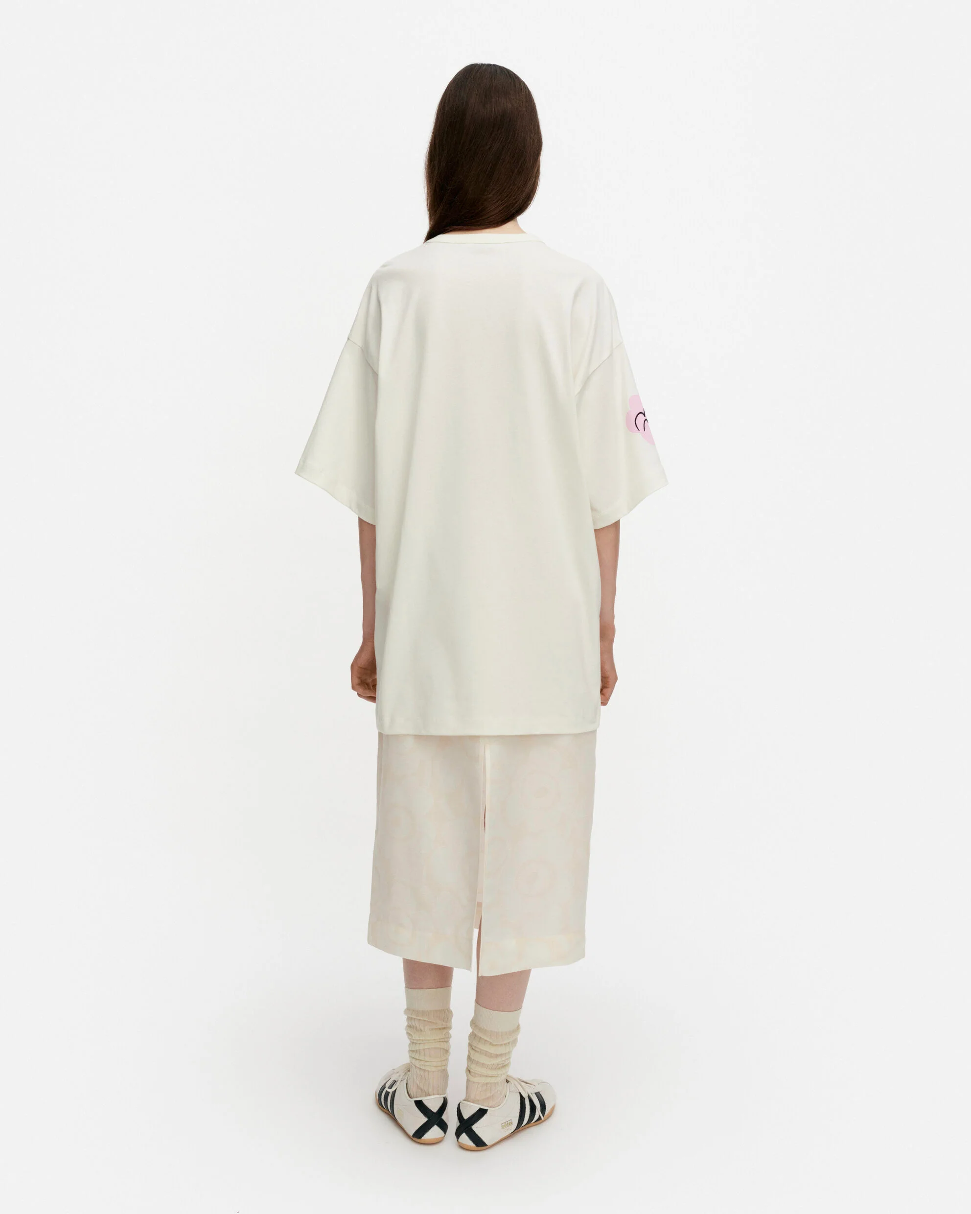 Puhua Kukasta Kukkaan Placement T-shirt - Image 10