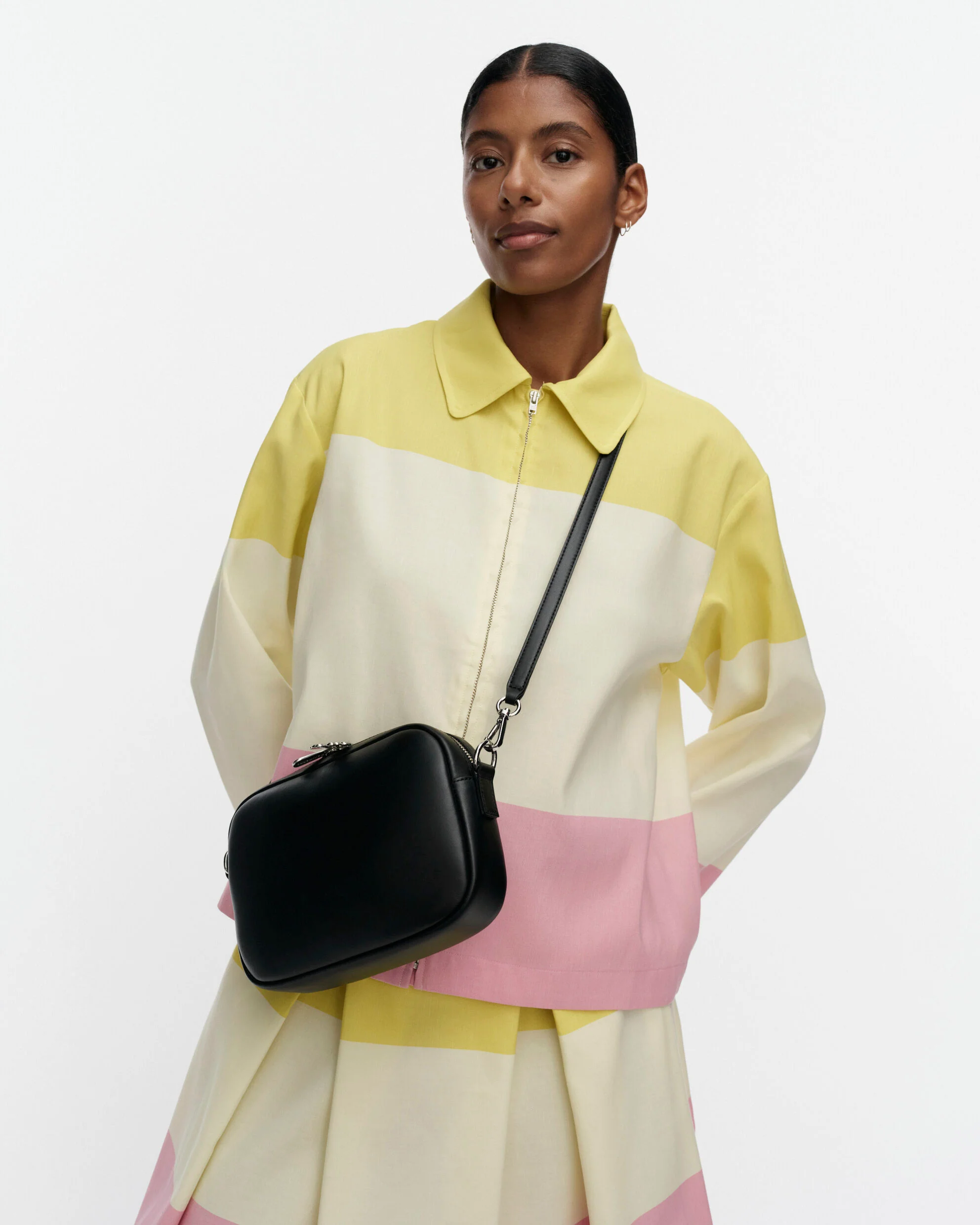 Soft Gratha Leather Strap Bag - Image 2