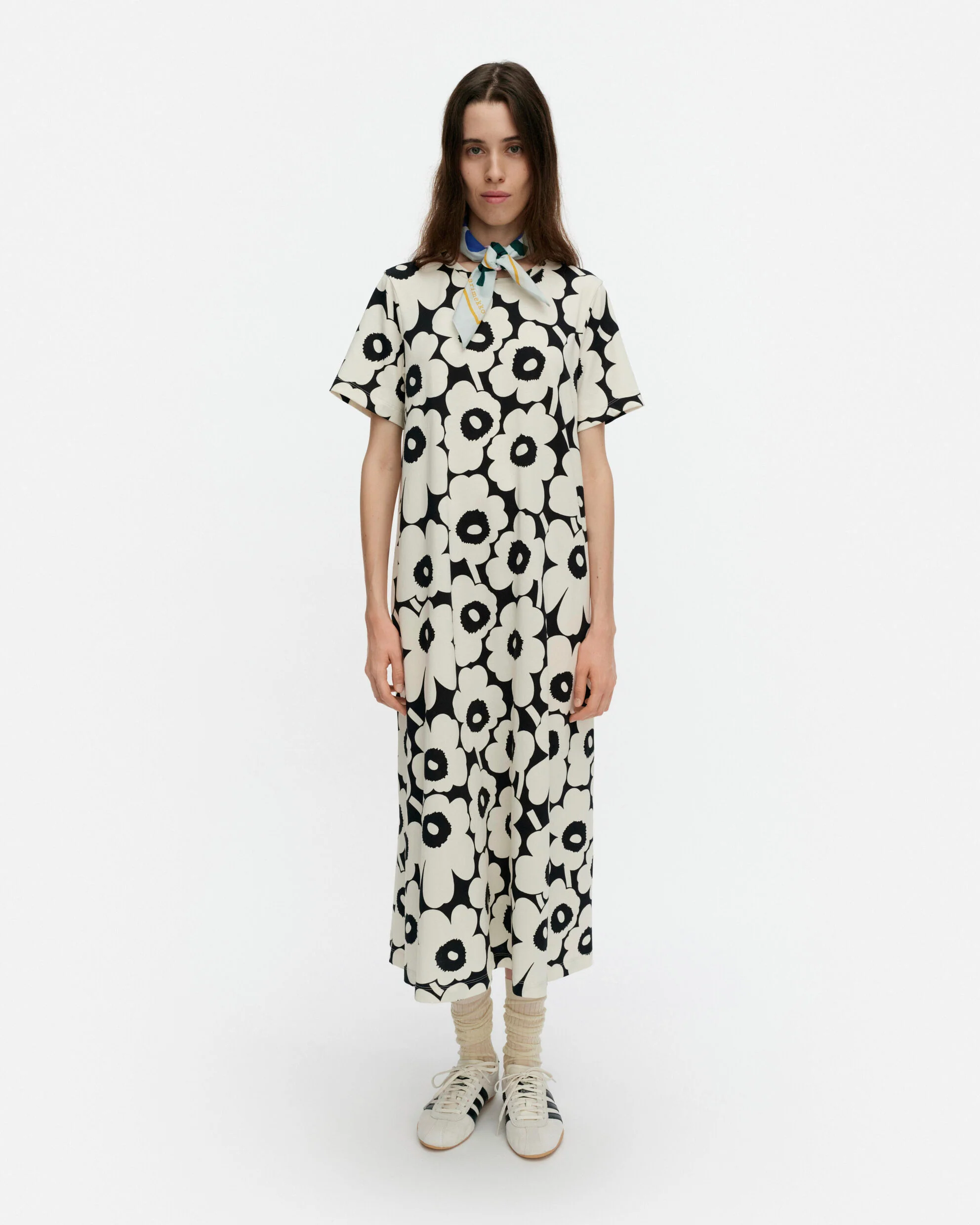 Pisteinen Unikko Dress
