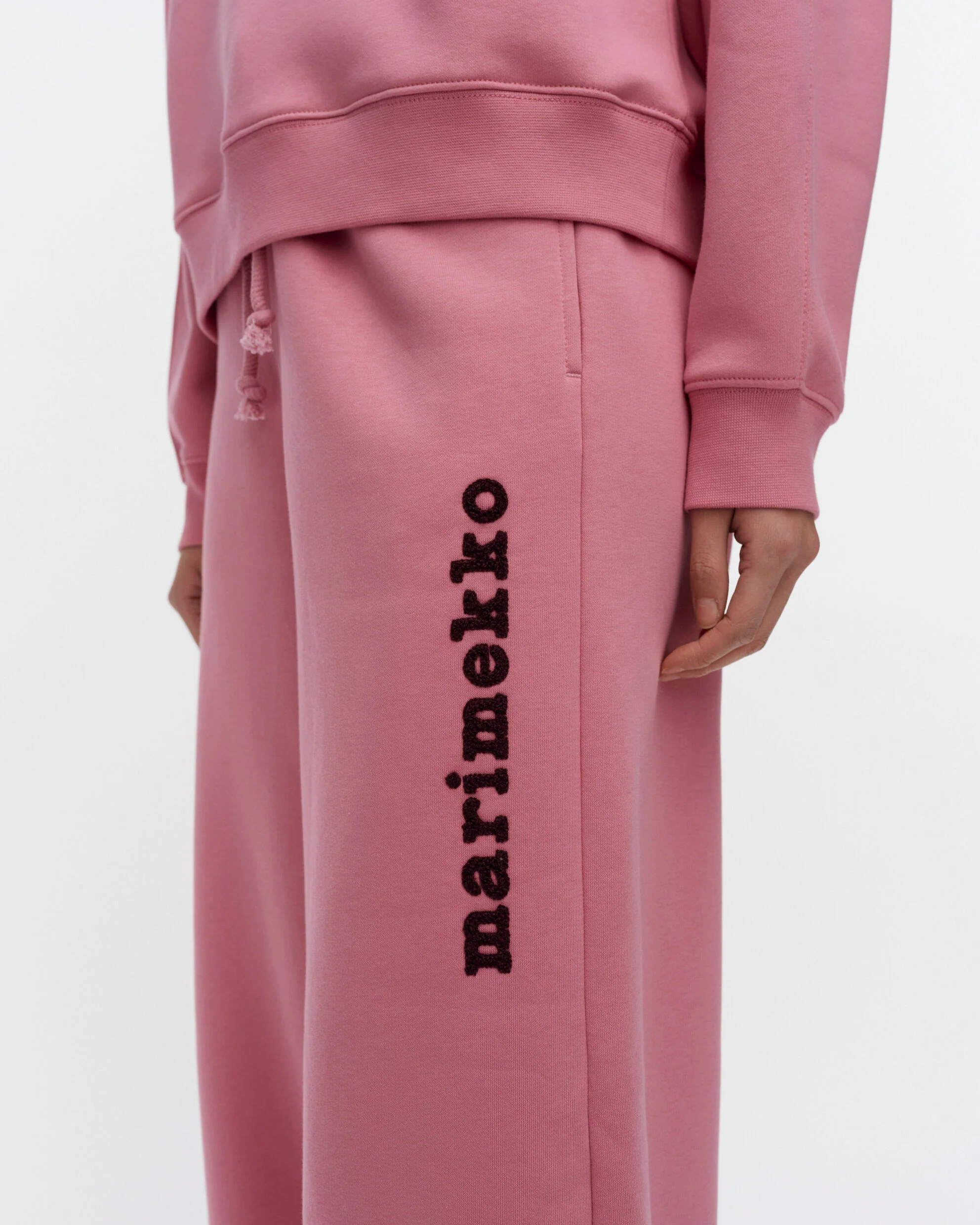 Kikapo Logo Placement sweatpants - Image 2