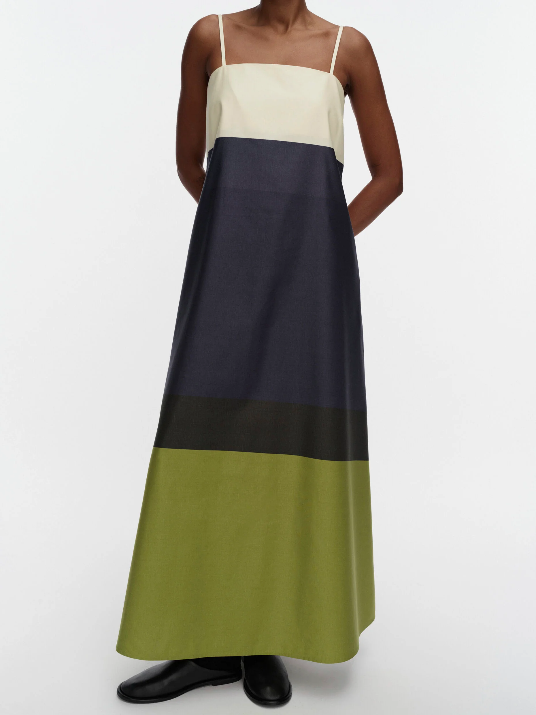 Symmetria Hennika Dress - Image 2