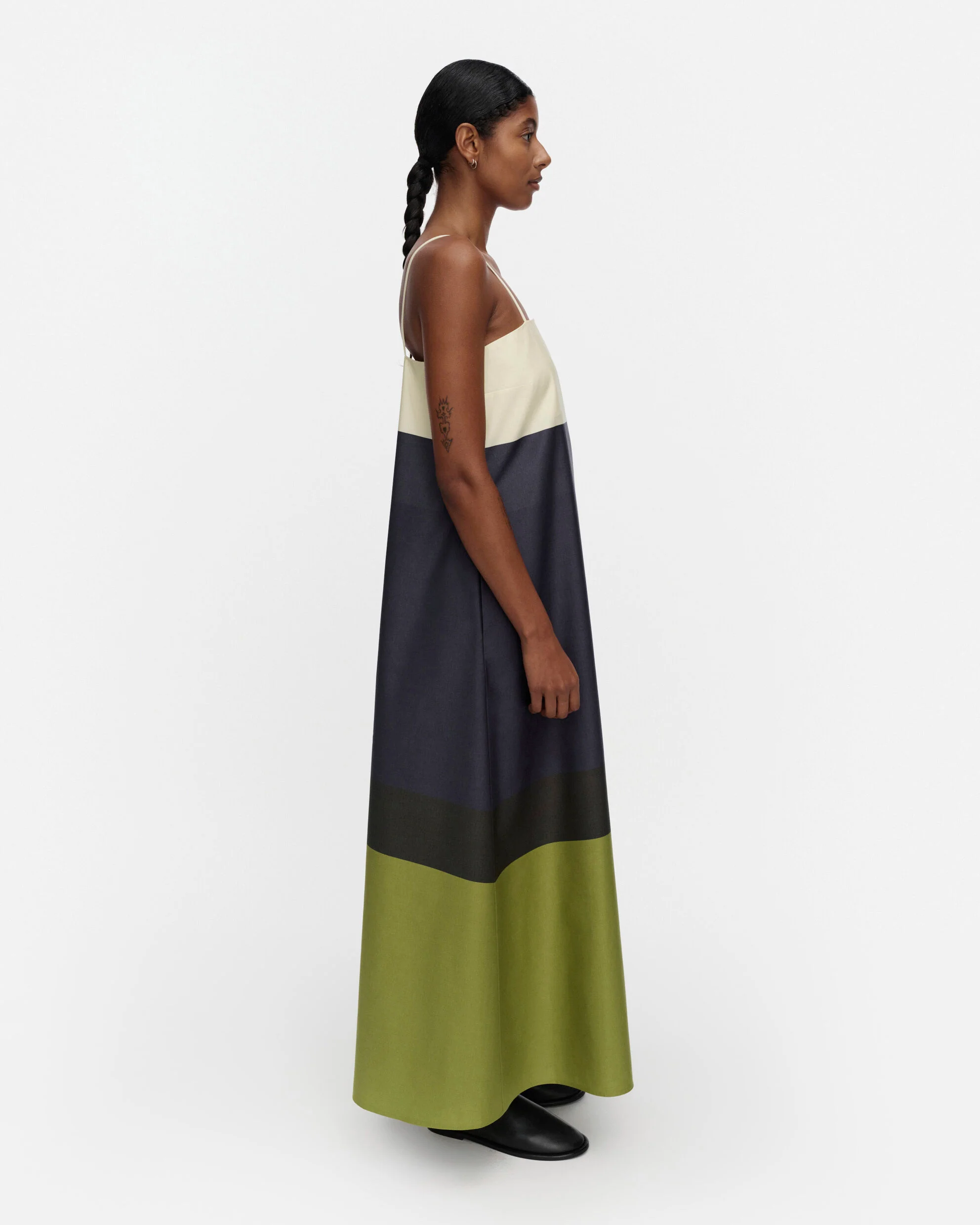 Symmetria Hennika Dress - Image 3