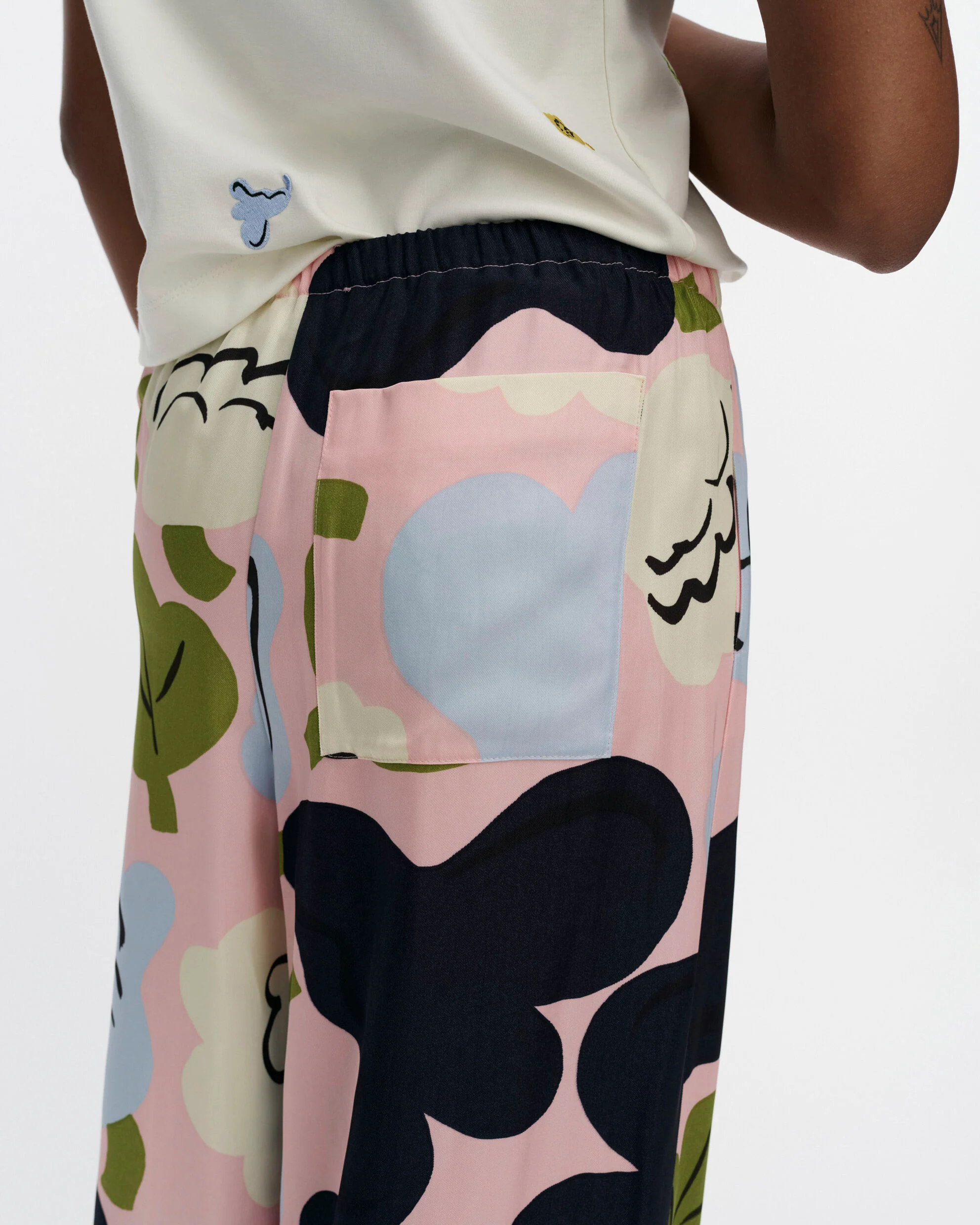 Vaihtelu Kukasta Kukkaan Trousers - Image 2