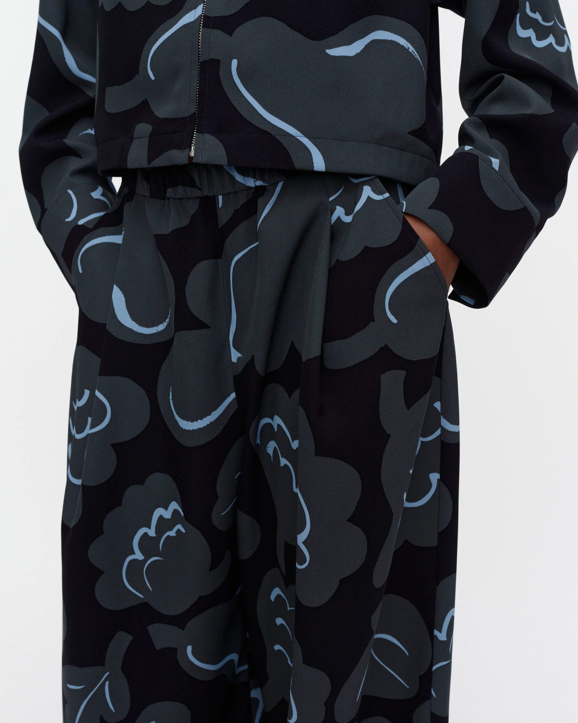 Polku Kukasta Kukkaan Trousers - Image 3