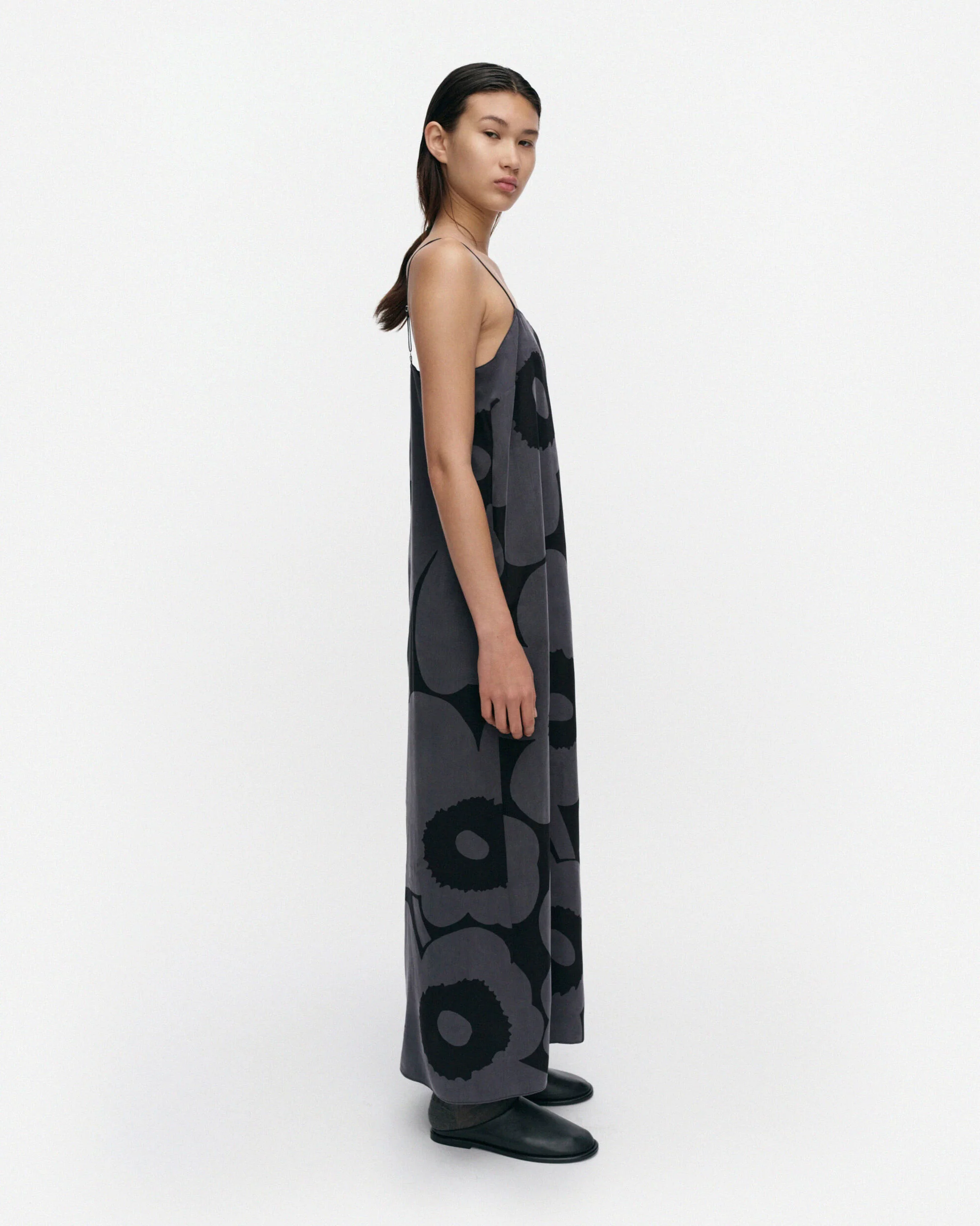 Pyörähdys Unikko Dress - Image 3